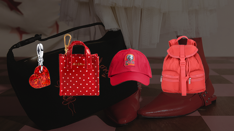 연말에 어울리는 # Deep Red