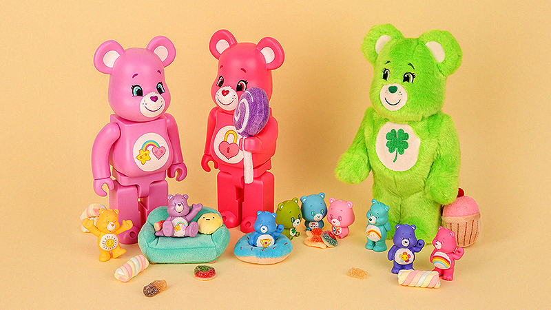 Start Your Year with Kinki Robot Art Toy