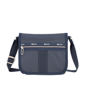 다크 블루 C 에센셜 플랩백