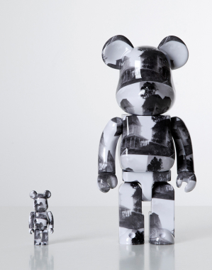 400%+100% BEARBRICK BATES MANSION PSYCHO