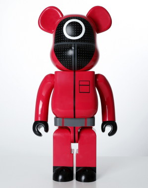 1000%BEARBRICK Squid Game Guard ○