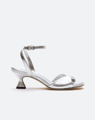 아리엘 실버 샌들