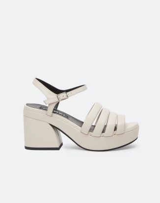 뱅야드 아이보리 샌들