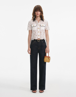 화이트 레이스 콘트라스트 카라 탑