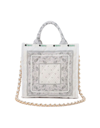 반다나 화이트 스몰 체인 퀼트 토트백