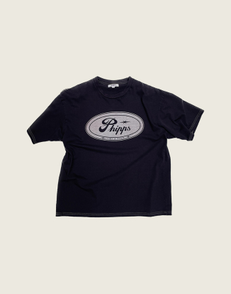 트러커 로고 티