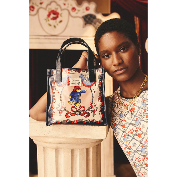 스몰 북백 - 패딩턴 파티